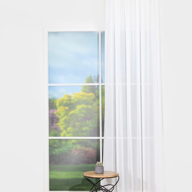 Perdea Mirabela, Alb